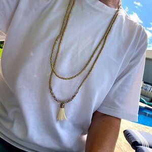 Necklace set (beads with a tassel)